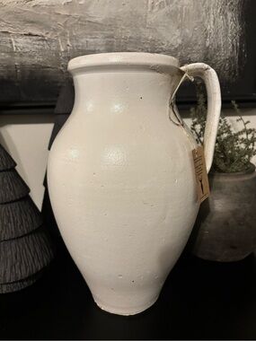 White Vintage Style Ceramic Decorative Pitcher Vase